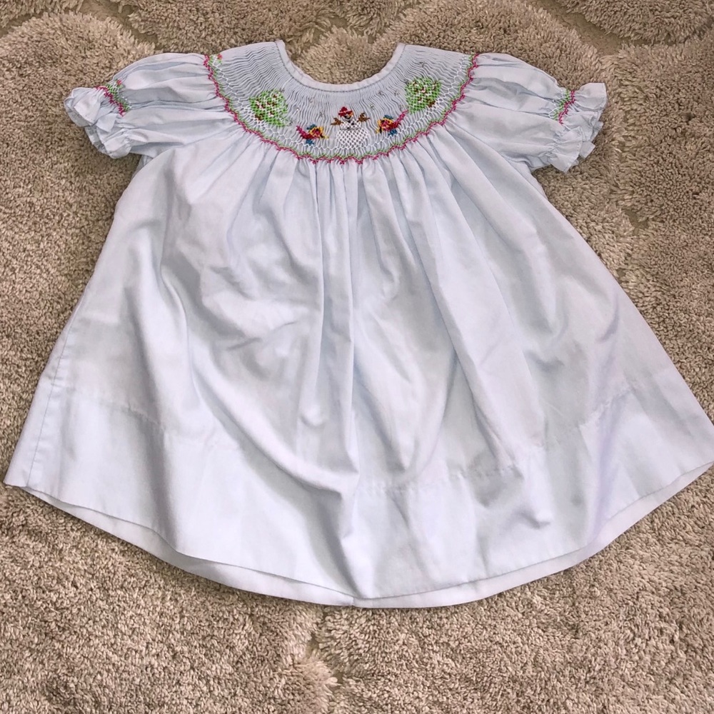 Baby girl smocked dress winter scene 6-9 months